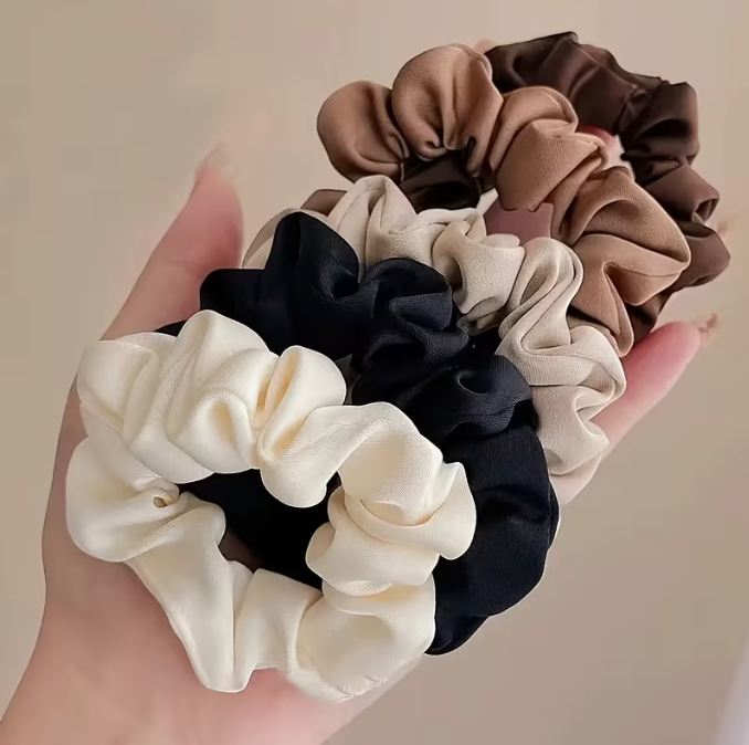 Strayt Scrunchies